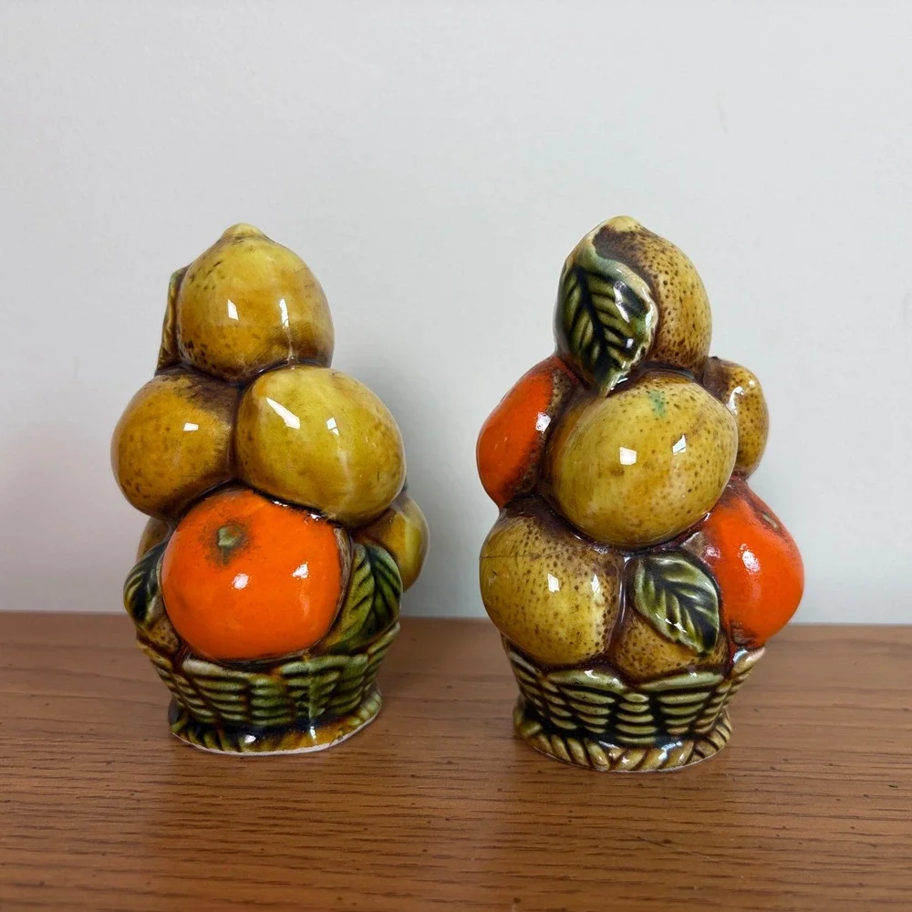 Vintage Inarco Orange Spice Fruit Basket Salt and Pepper Shakers E3356 Japan
